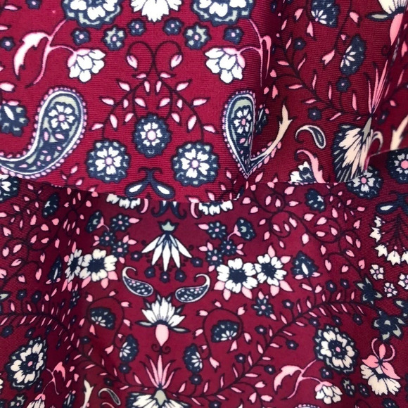 Arizona Jean Co NWT Multi Color Print Swimwear Top Size Meduim - Picture 5 of 6